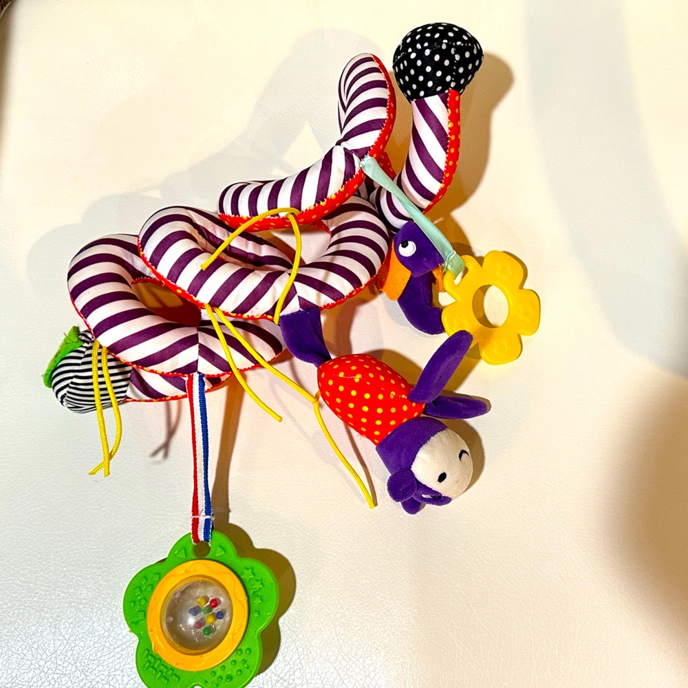 5/$25 deal - Hanging baby toy